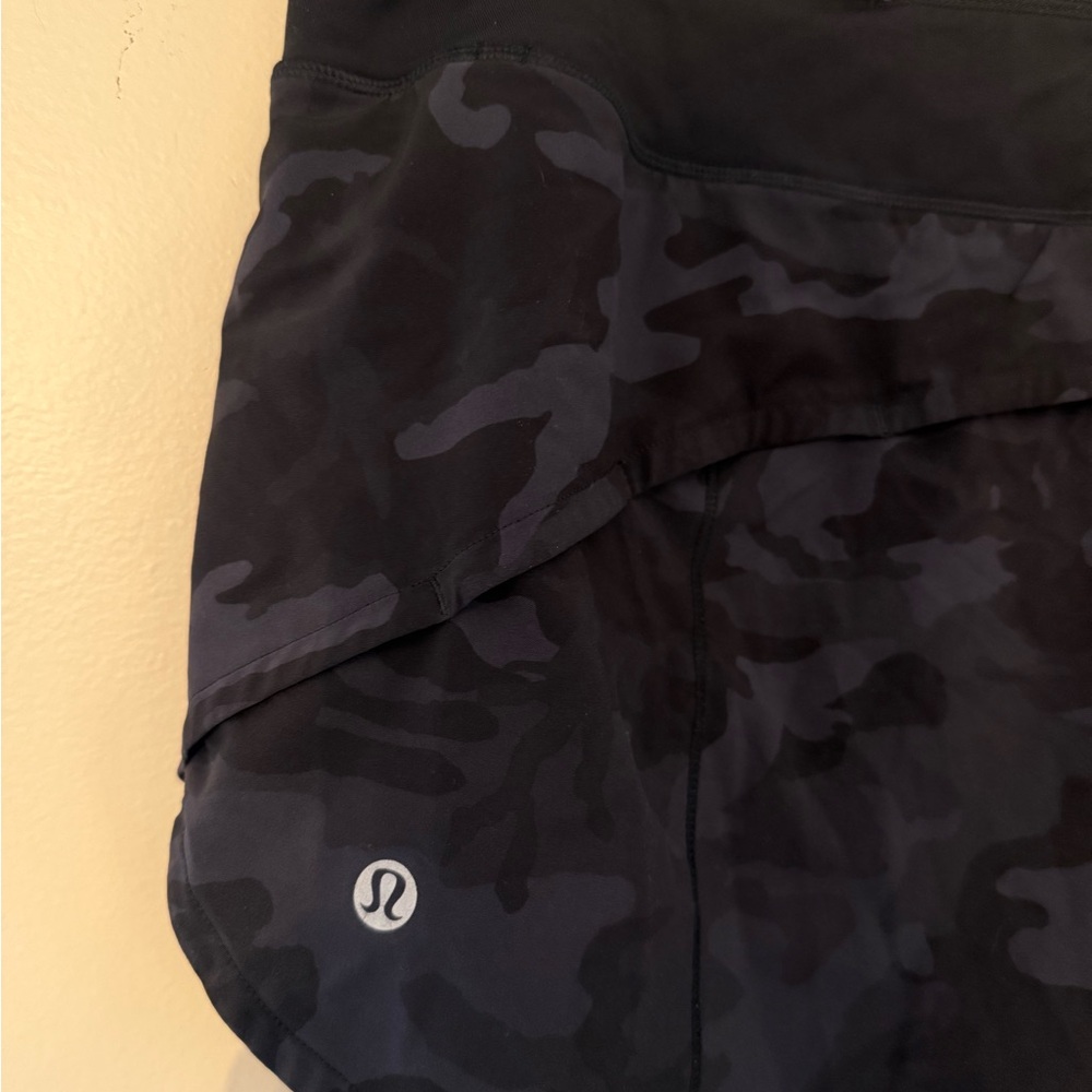 lululemon athletica Black Camouflage Athletic Shorts - Picture 3 of 3